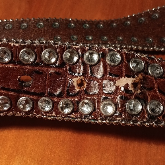 Rhinestone Western Leather Belt - Picture 8 of 9